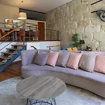 Mouzinho's Place By Lovelystay Lägenhet