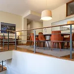 Mouzinho's Place By Lovelystay