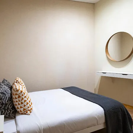 Mouzinho's Place By Lovelystay Apartment