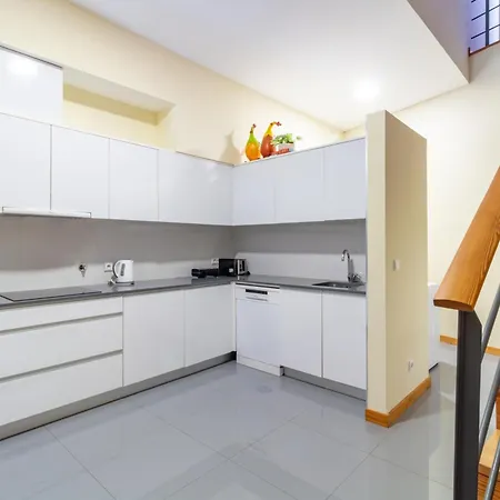 Mouzinho's Place By Lovelystay Oporto