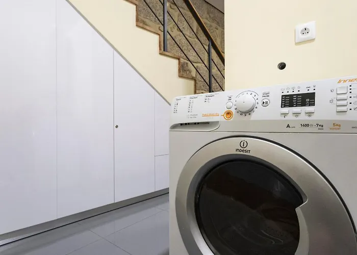 Mouzinho's Place By Lovelystay Apartment