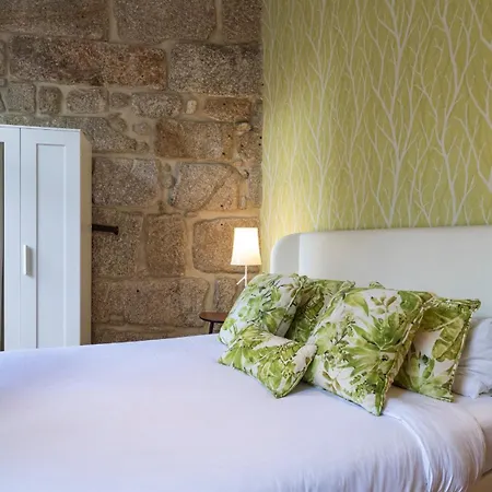 Mouzinho's Place By Lovelystay *