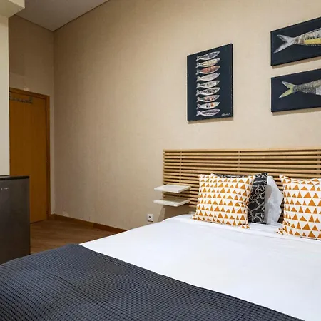 Mouzinho's Place By Lovelystay